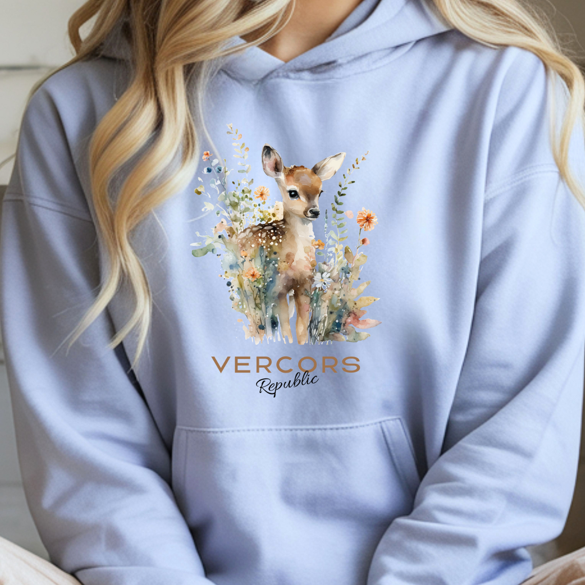 Sweat à Capuche - Bambi Entouré de Fleurs
