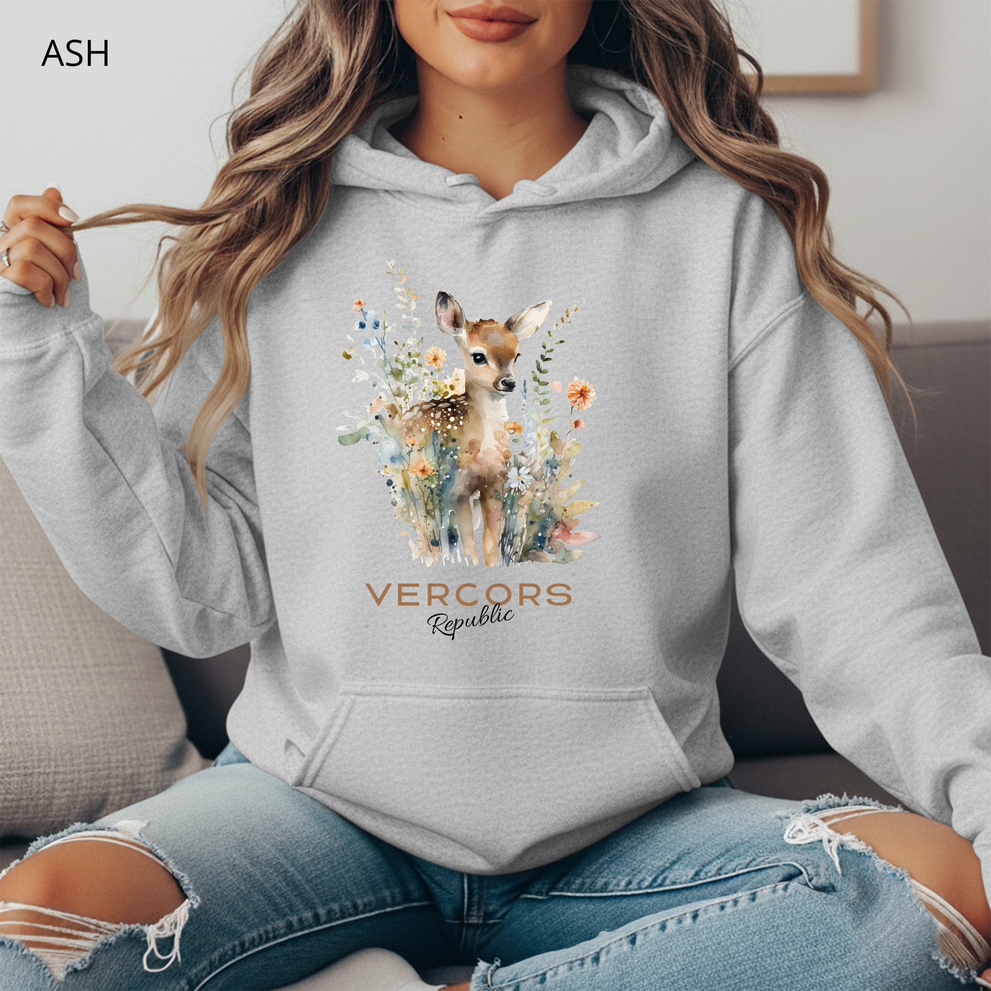 Sweat à capuche - Bambi Entouré de Fleurs